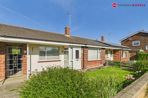 2 bedroom bungalow for sale, Palmers Way, Royston SG8