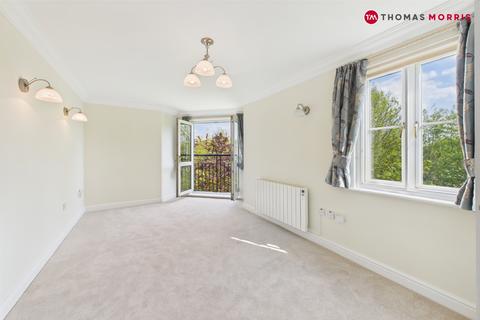 2 bedroom apartment for sale, Crosshall Road, St. Neots PE19