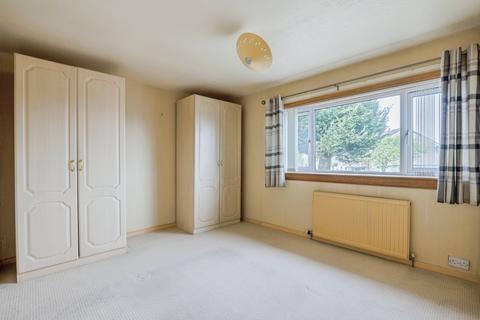 19 Burrelton Gardens, Dundee, DD3 9QT