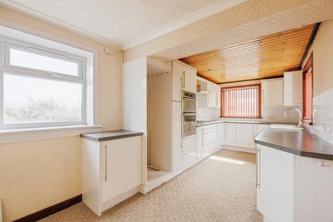 19 Burrelton Gardens, Dundee, DD3 9QT