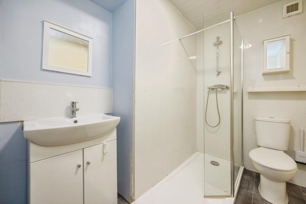 Shower Room/Wc