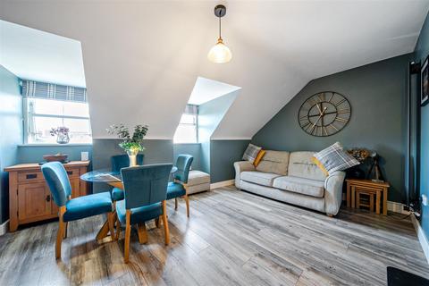 1 bedroom flat for sale, Birmingham Road, Stratford-Upon-Avon