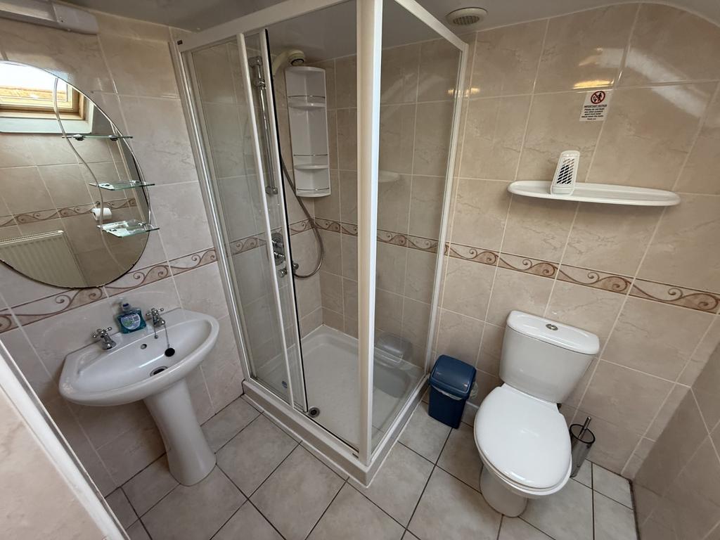 En Suite Shower Room