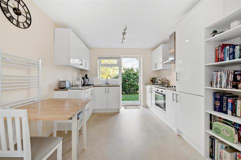 undefined, Firs Avenue, Windsor