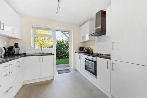 undefined, Firs Avenue, Windsor