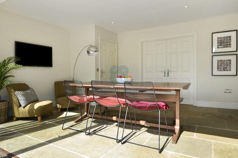 Field Beck House Harewood Road, Collingham, Wetherby, LS22 5BY