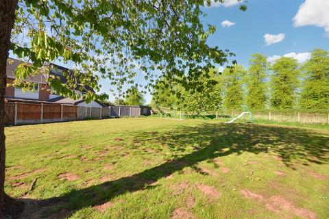 undefined, Etruscan Walk, Barlaston, Stoke-On-Trent