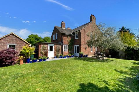 2 bedroom semi-detached house for sale, Bethersden Road, Ashford TN27