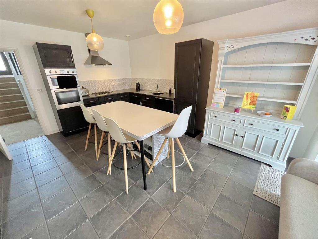 Dining Kitchen 3