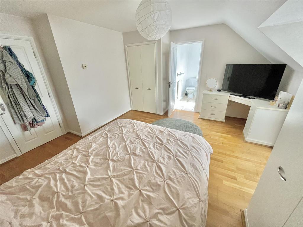 Bedroom 1 Aspect 3