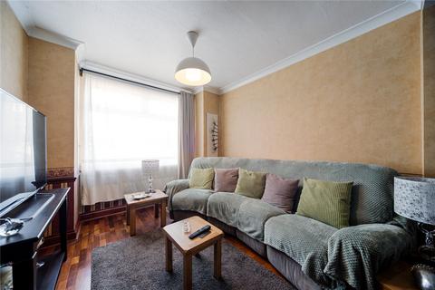 undefined, Avenue Road, London, N15