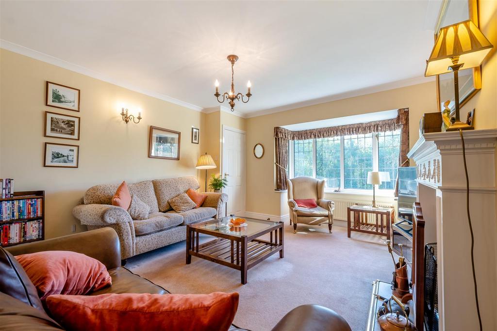 8645743-interior06.jpg