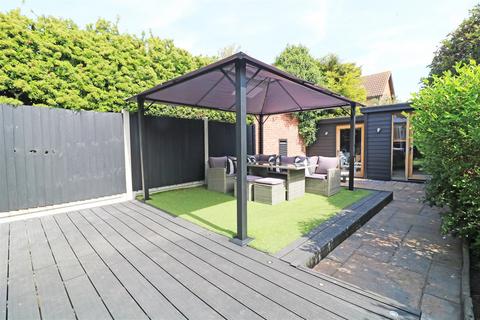 71 Pollards Green, Chelmsford, CM2 6UL
