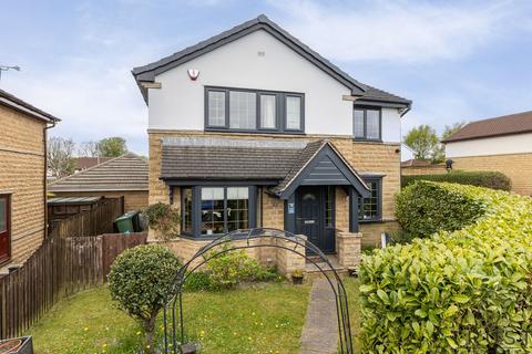 4 bedroom detached house for sale, The Coppice, Mirfield, WF14