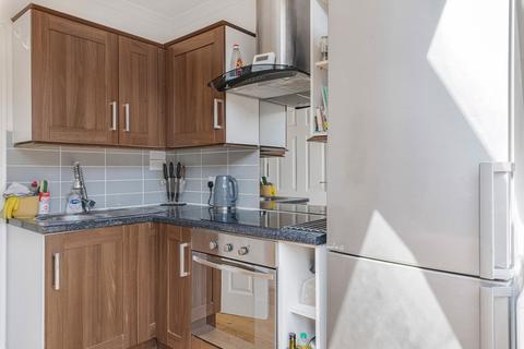 Flat 5, Olia Court, 1 Fellmongers Yard, Croydon, CR0 1FG