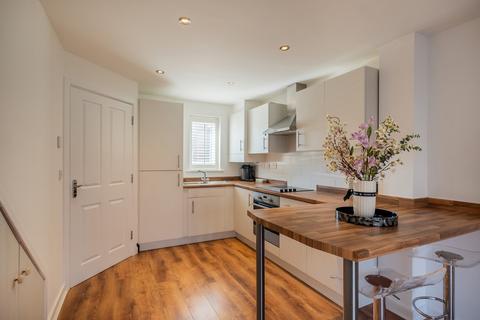 3 bedroom end of terrace house for sale, Redfern Way, Lytham St. Annes, FY8