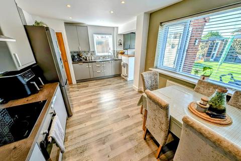 59 Mallard Close, Chipping Sodbury, Bristol, BS37 6HZ
