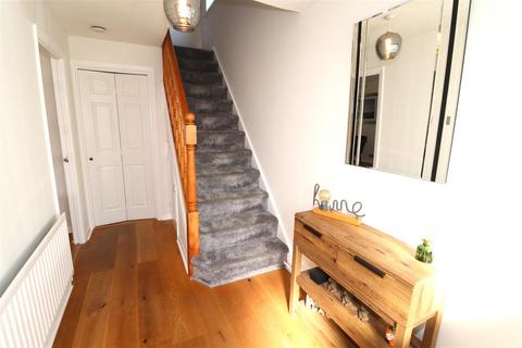 3 bedroom semi-detached house for sale, Field Close, Kenilworth