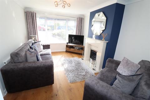 3 bedroom semi-detached house for sale, Field Close, Kenilworth