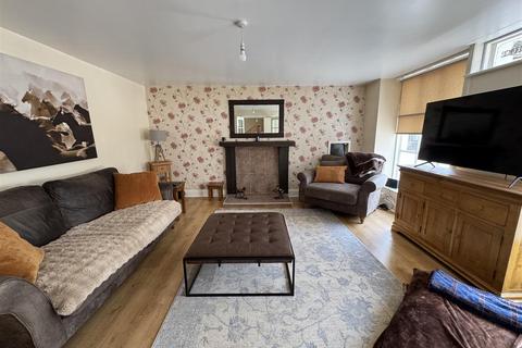 2 bedroom terraced house to rent, Post Office Street, Witton Le Wear