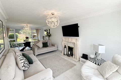 17 Chelsea Drive, Sutton Coldfield, B74 4UG