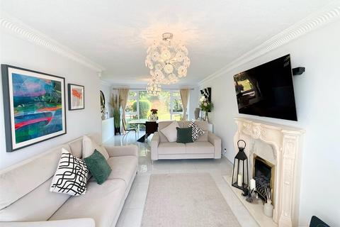 17 Chelsea Drive, Sutton Coldfield, B74 4UG