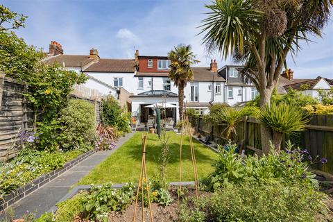 undefined, BEACH AVENUE, Leigh-On-Sea
