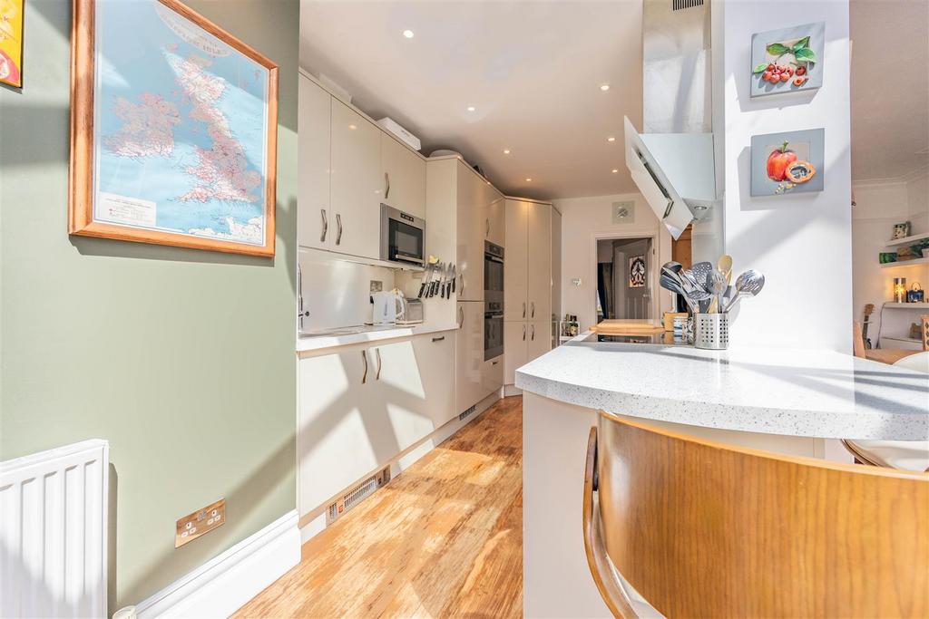 Kitchen/Breakfast Room