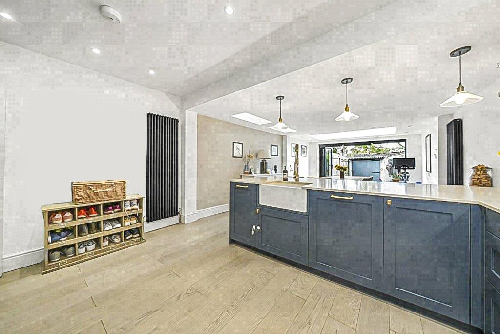 Kitchen/Reception