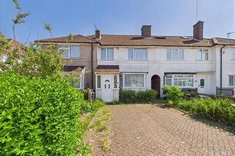 12 Heneage Crescent, New Addington, Croydon, CR0 0NX
