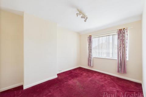12 Heneage Crescent, New Addington, Croydon, CR0 0NX