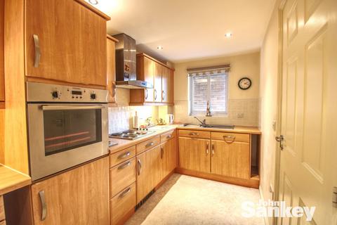 2 bedroom apartment for sale, St. Johns View, Mansfield, NG18