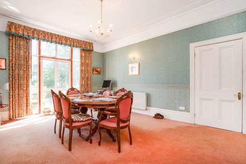 undefined, Blenheim Gardens, Willesden Green, NW2