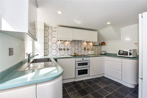 2 bedroom semi-detached house for sale, Westgate, Chichester, West Sussex, PO19