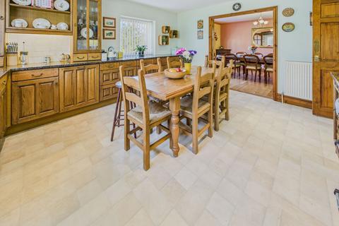 8 Broadhey View, New Mills, High Peak, SK22 3DE