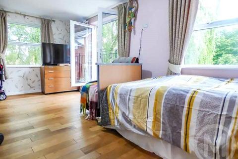2 bedroom apartment for sale, Queensway, Poulton-le-Fylde
