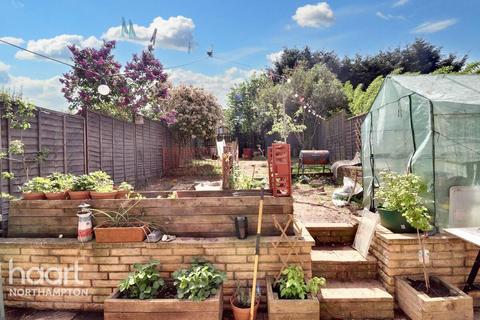 10 Bromford Close, Little Billing, Northampton, NN3 9HS