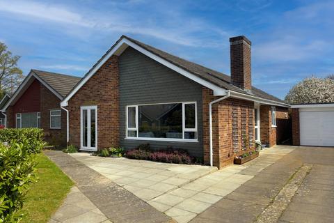 7 Blewfield, Godalming, GU7 1TR
