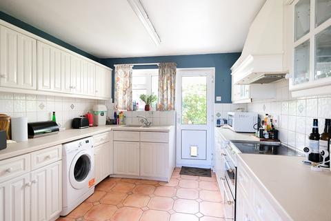 2 bedroom detached bungalow for sale, Leonora Drive, Rose Green, Bognor Regis, West Sussex PO21