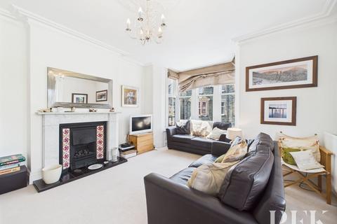 2 bedroom property for sale, Helvellyn Street, Keswick CA12