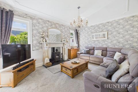 4 bedroom detached house for sale, Main Street, Cayton, Scarborough