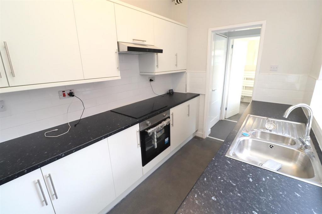 Kitchen.JPG