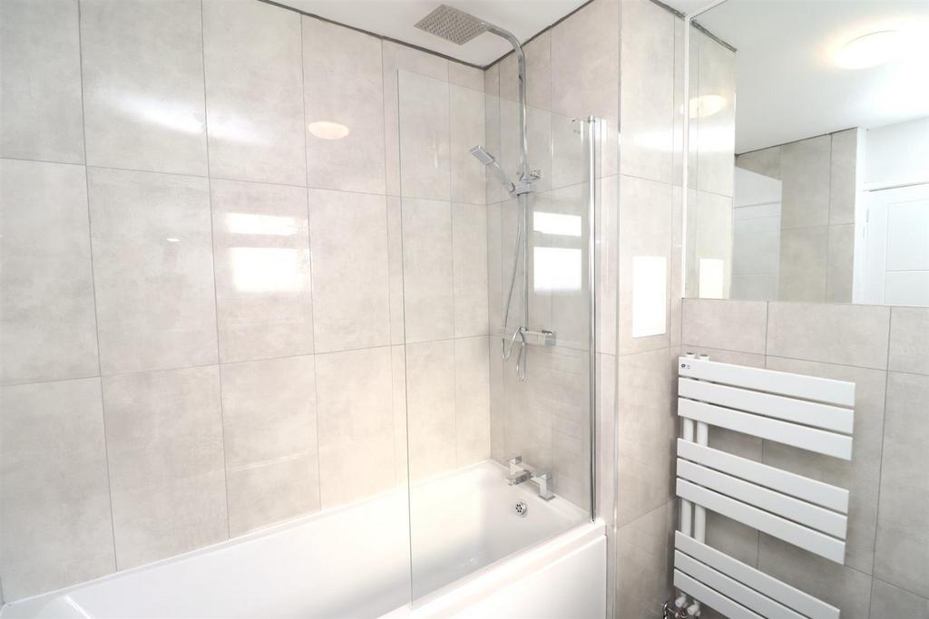 Bathroom.JPG