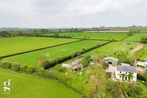 3 bedroom property with land for sale, 5 Acre Smallholding – Preston Wynne, Hereford