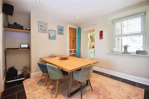 7 Trefeddian Terrace, Aberdovey, LL35 0SD