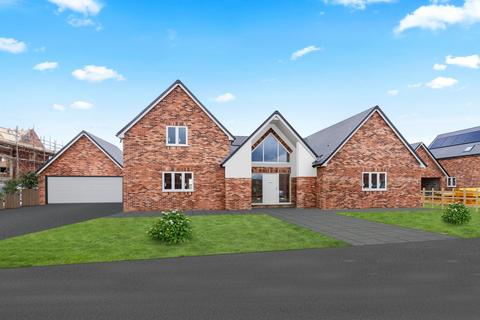 4 bedroom detached house for sale, Sister Elms Drive , Sedgeberrow, Evesham, WR11