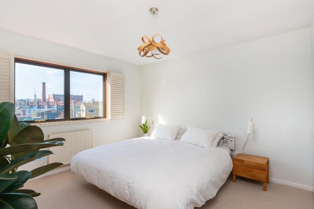 3 R2 MHS - Bedroom G.jpg