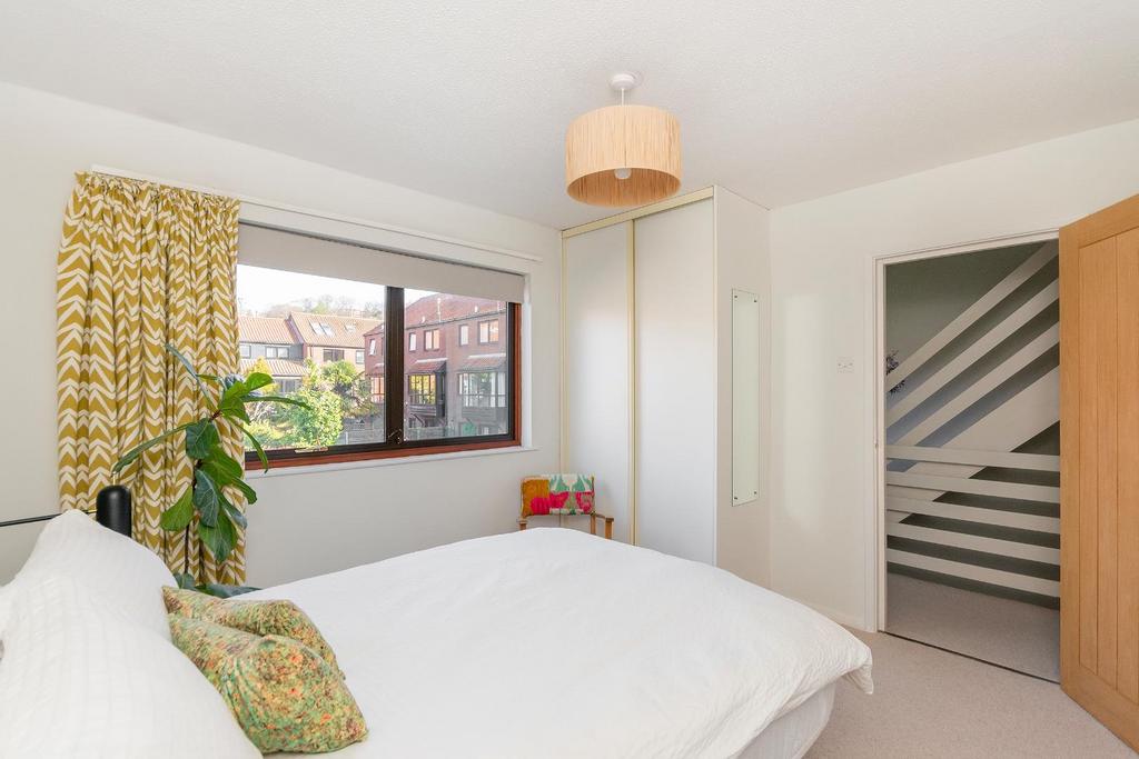 3 R2 MHS - Bedroom A.jpg