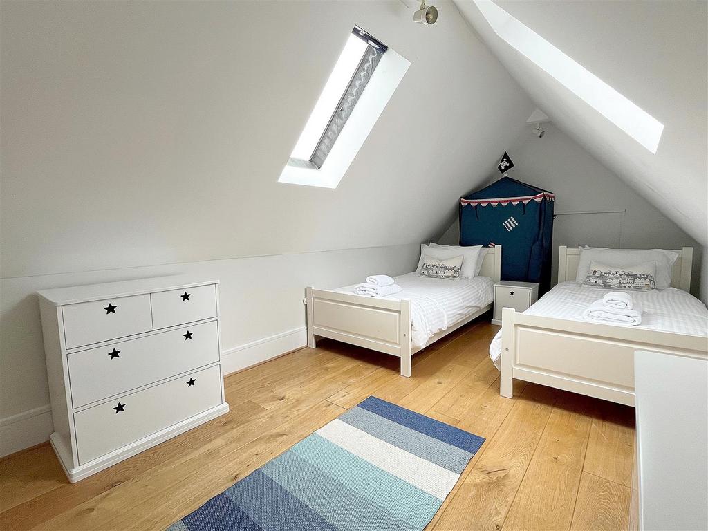 Bedroom Three Alternative.jpg