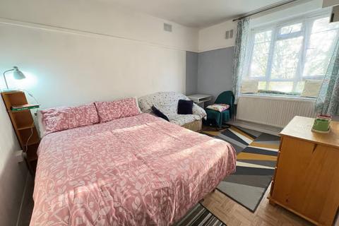 undefined, CAMBELL HOUSE, WHITE CITY ESTATE, WHITE CITY, LONDON W12